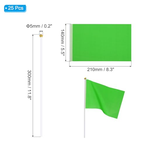 25 stuks Groene vlaggen Spel Solide groene vlaggen Kleine mini vlaggen op Stick Party Decoraties voor spel, Verjaardag, Carnaval