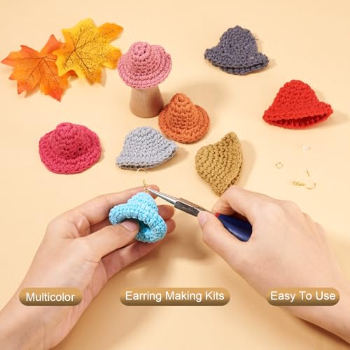 20 st. Garens van wol Hoed Dangle oorbellen maken Kits Kleurrijke geweven hoed bengelen Charms Mooie Mini Hoed ornamenten met oor haken voor DIY oorring sleutelhangers sieraden maken 5