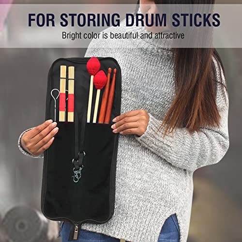 Drumstick tas met buitenzak, standaard nylon borduurzak met draaghandgreep en onderkant-haak, binnenin 2 gleuven voor drumsticks, waterafstotend nylon (koffiekleur)