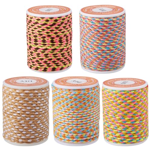 5 Rolls 1.5mm Macrame Touw Strings Gevlochten Cotton Cord 4 Laag Twisted Kralen String Roll voor ketting Wand hangers Breien Plant Hangers Armband Ambacht sieraden Home Decoratie