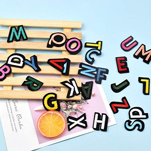 52 stuks Alfabet A-Z stof Patches voor kleding strijkijzer op ijzer op ijzer op naaien geborduurd voor jasjes Jeans tassen hoeden schoenen DIY multi-kleur 5