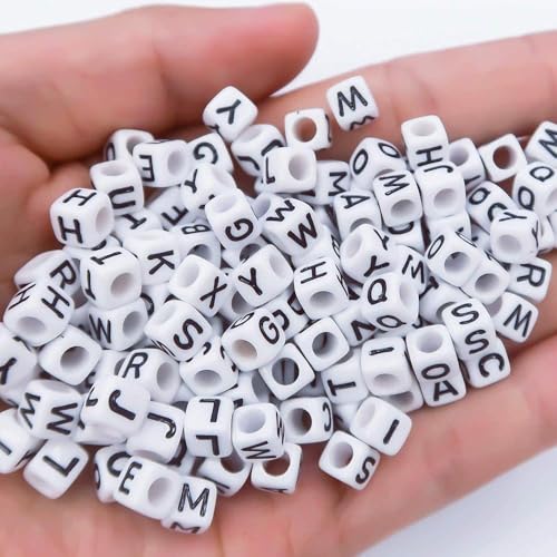Acryl brief kralen 400 st 8mm witte kralen zwarte letters alfabet kralen A tot Z kubus voor DIY het maken van armbanden ketting sieraden 4