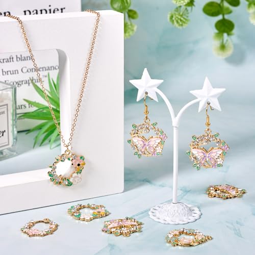 16 Stuks Bloem Email Charms Krans Foral met vlinder Dangle Charm Spring Rhinestone metalen hangers Hang Ornament voor sieraden Craft Ketting Keychain DIY Oorbellen vrouwen