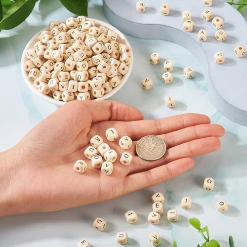 250 st Houten Letter Kralen 8mm Kubus A-E-I-O-U Houten Alfabet Spacer Kralen Horizontale Hole Houten Kralen Gedrukte Natuurlijke Houten Kralen voor DIY Sieraden maken antieke 5
