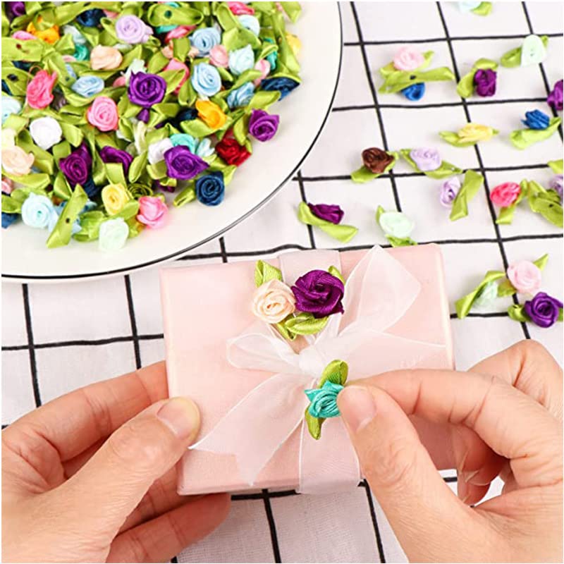 Pack of 100 Roses 1.5 cm Kleine kunstbloemen Rose Heads Satijn Rose Appliques Flower Appliques for Crafts Patches Decoratieve Rozen Mini Stof Rozen DIY Accessoires Party Home Bruiloft Decoratie Melkwit 4